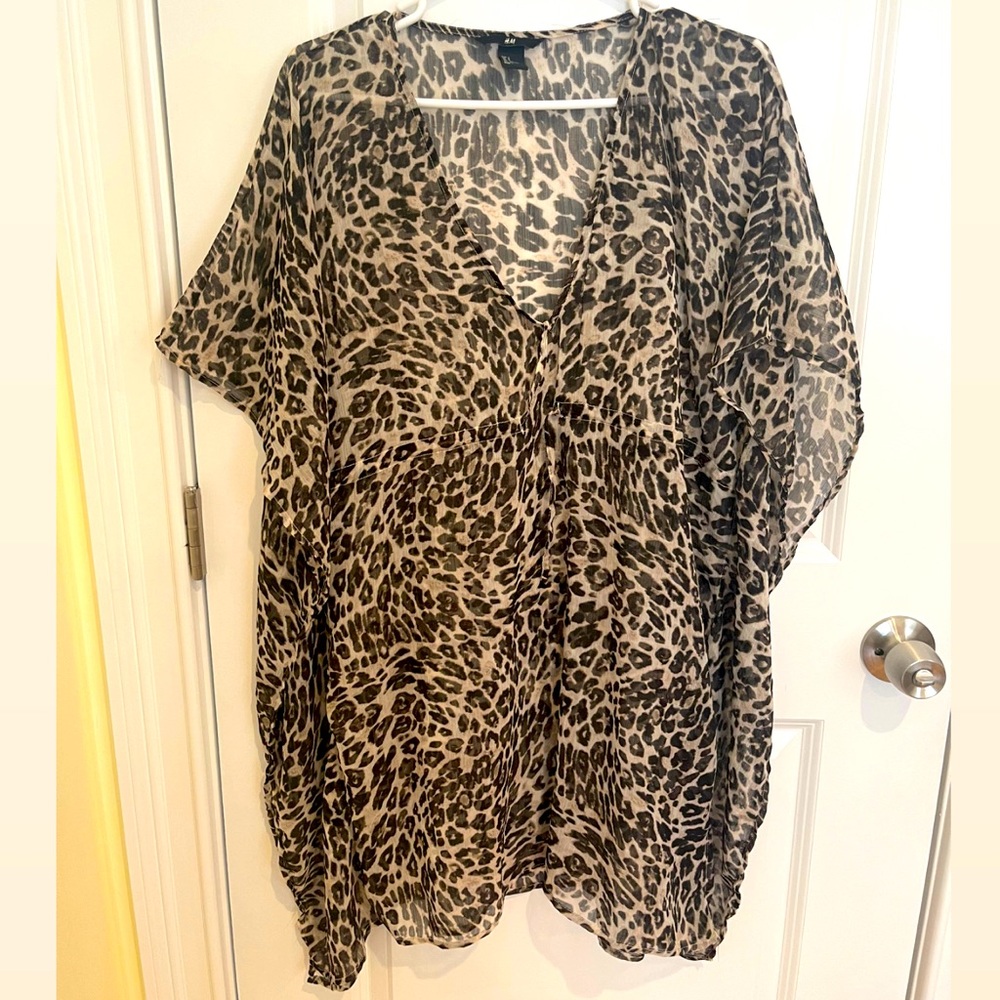 H&M cover up leopard print in small